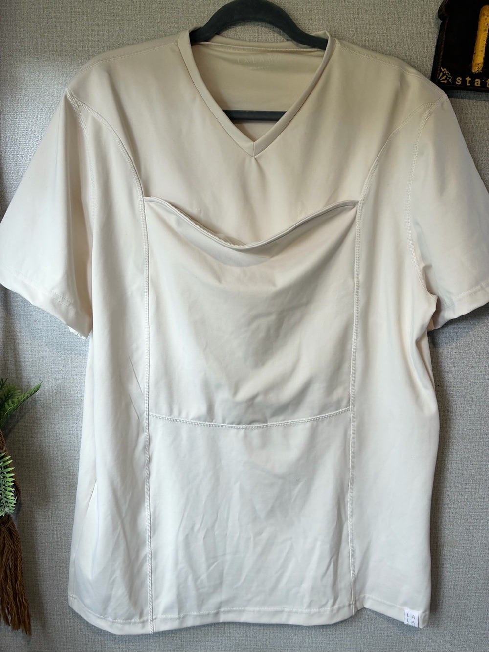 LALABU Kangaroo Pouch Shirt XL baby wearing top
